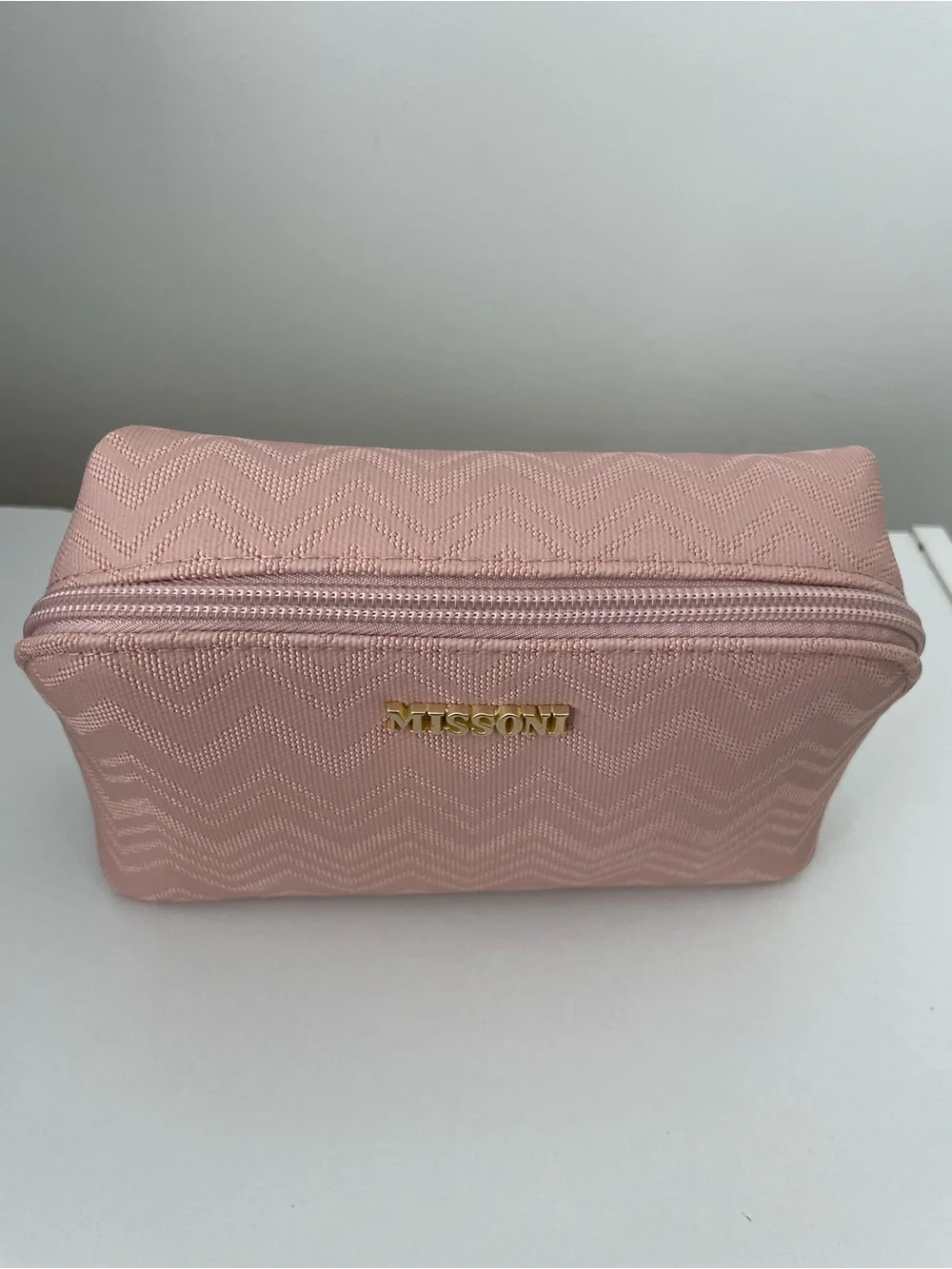 MISSONI x Delta toiletry/travel case. Pink Chevron detail. NWT!